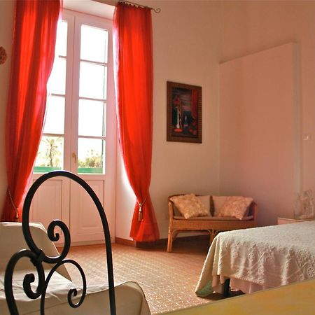 Hotel Ca' Del Sol à Cagliari Extérieur photo