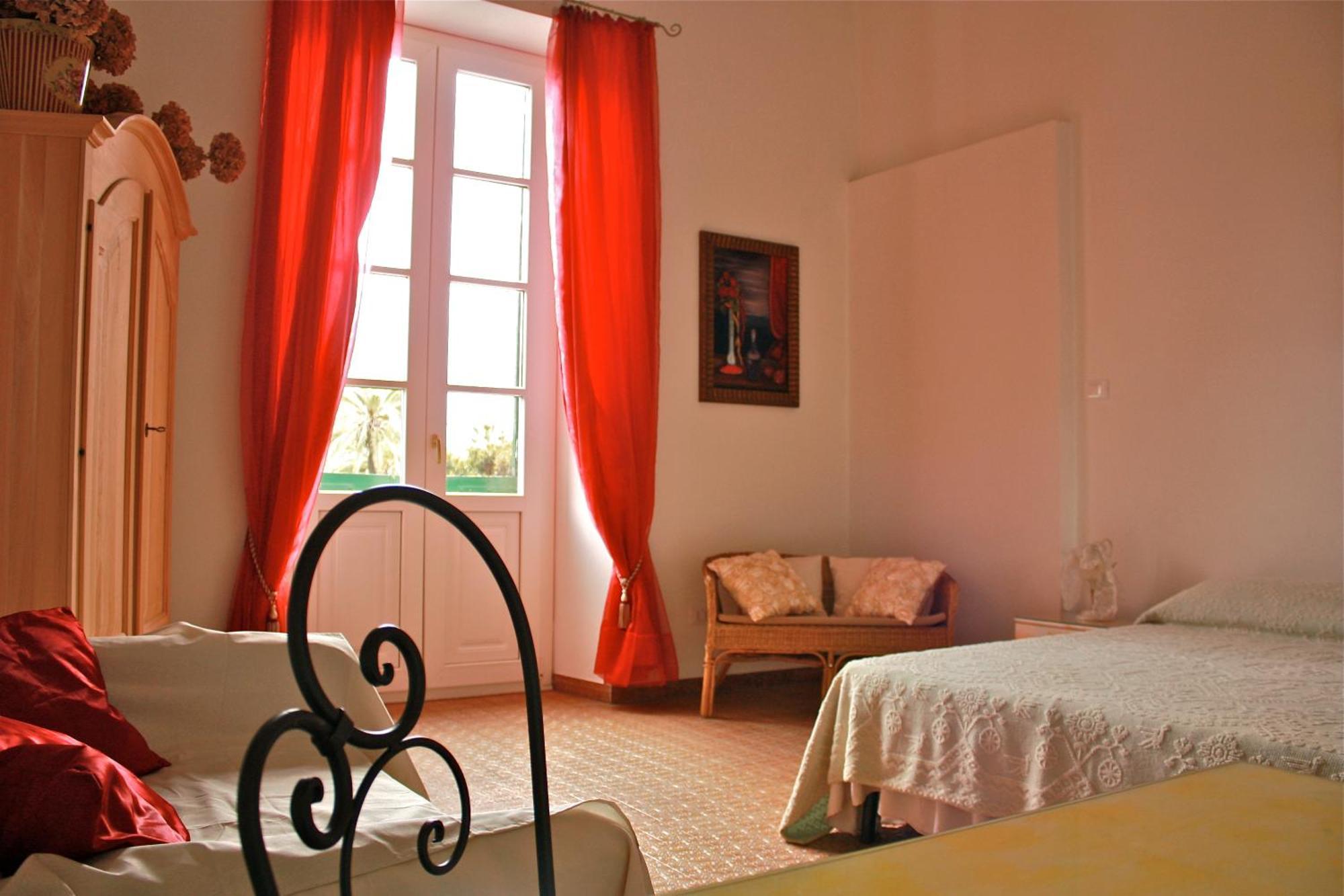 Hotel Ca' Del Sol à Cagliari Extérieur photo