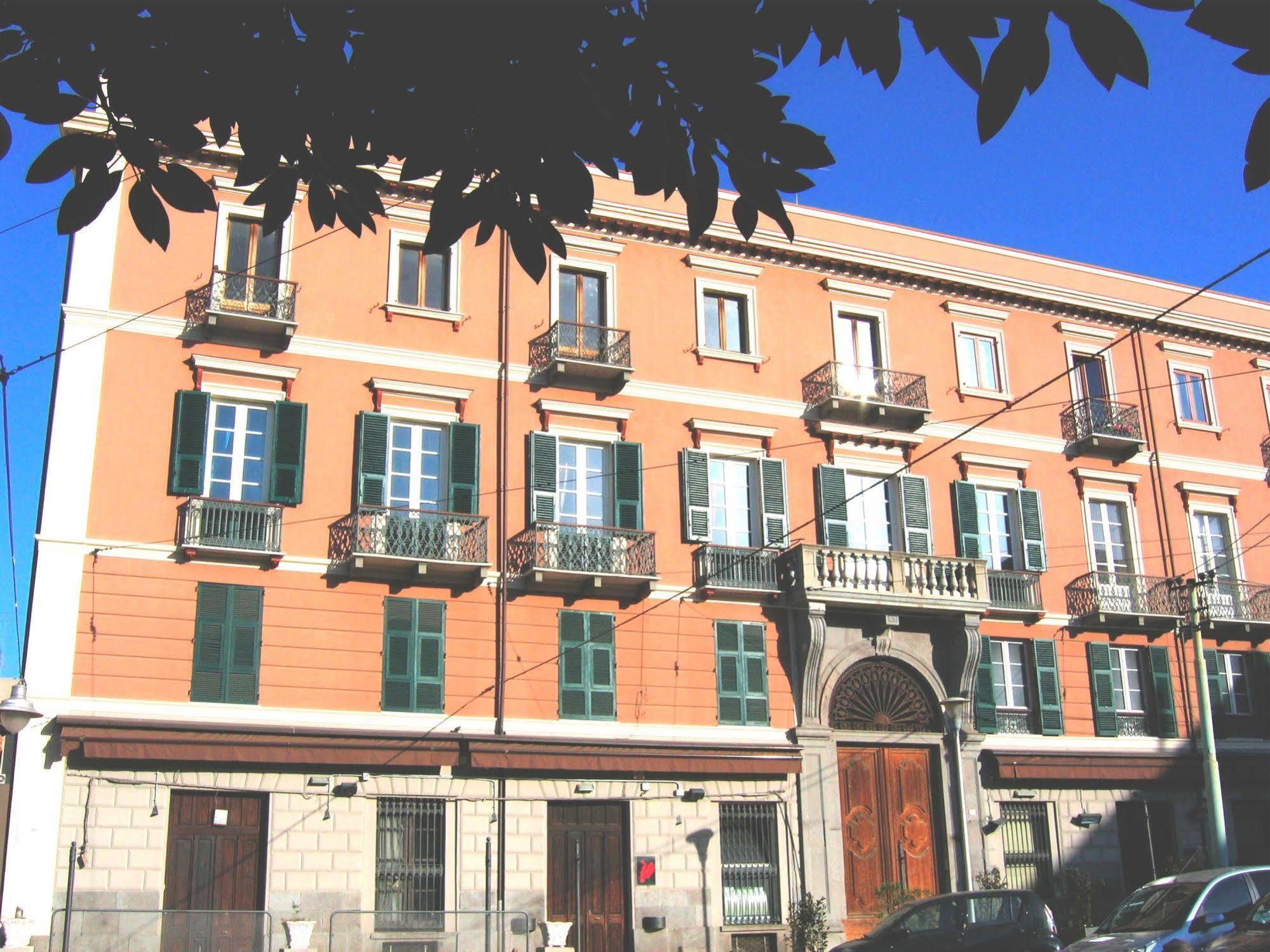 Hotel Ca' Del Sol à Cagliari Extérieur photo