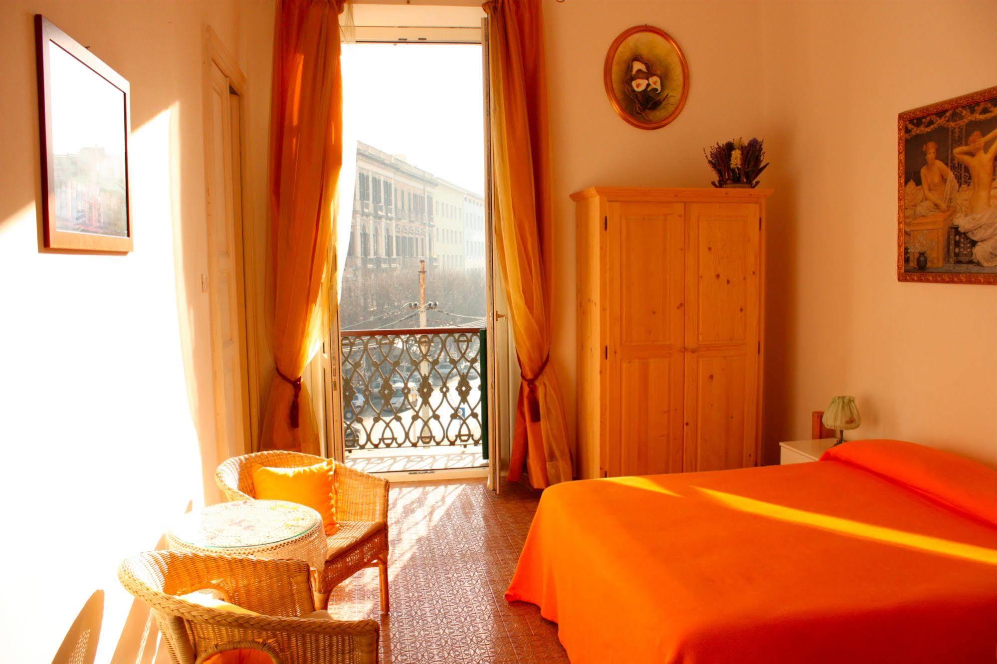 Hotel Ca' Del Sol à Cagliari Extérieur photo